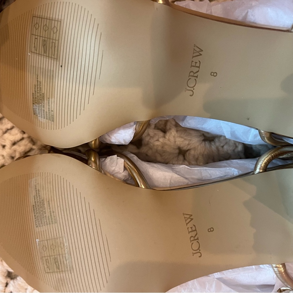 J. Crew Factory Sunkissed Metallic Gold T-Strap Heels Size 8 New in Box - Picture 8 of 11